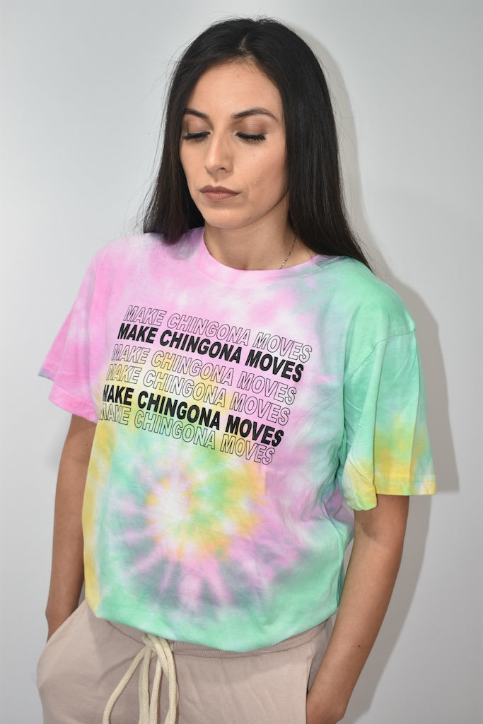 <transcy>Camiseta Chingona Moves</transcy>