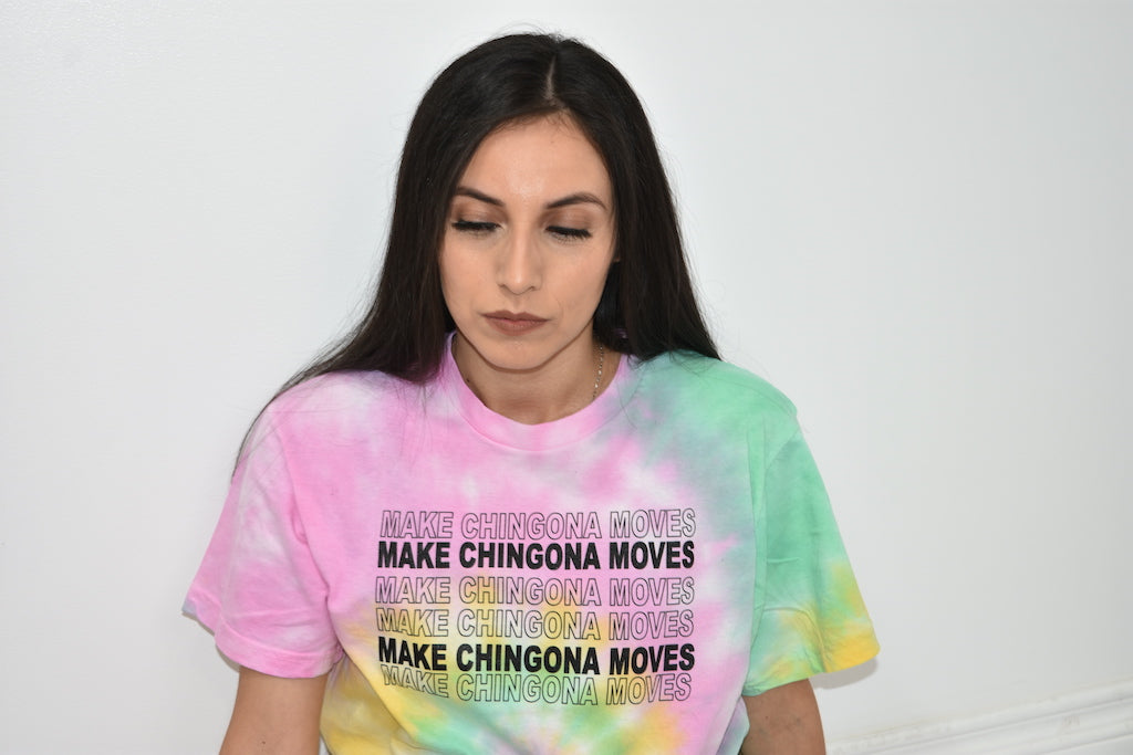 <transcy>Camiseta Chingona Moves</transcy>