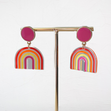 Cargar imagen en el visor de la galería, Acrylic Rainbow Earrings
