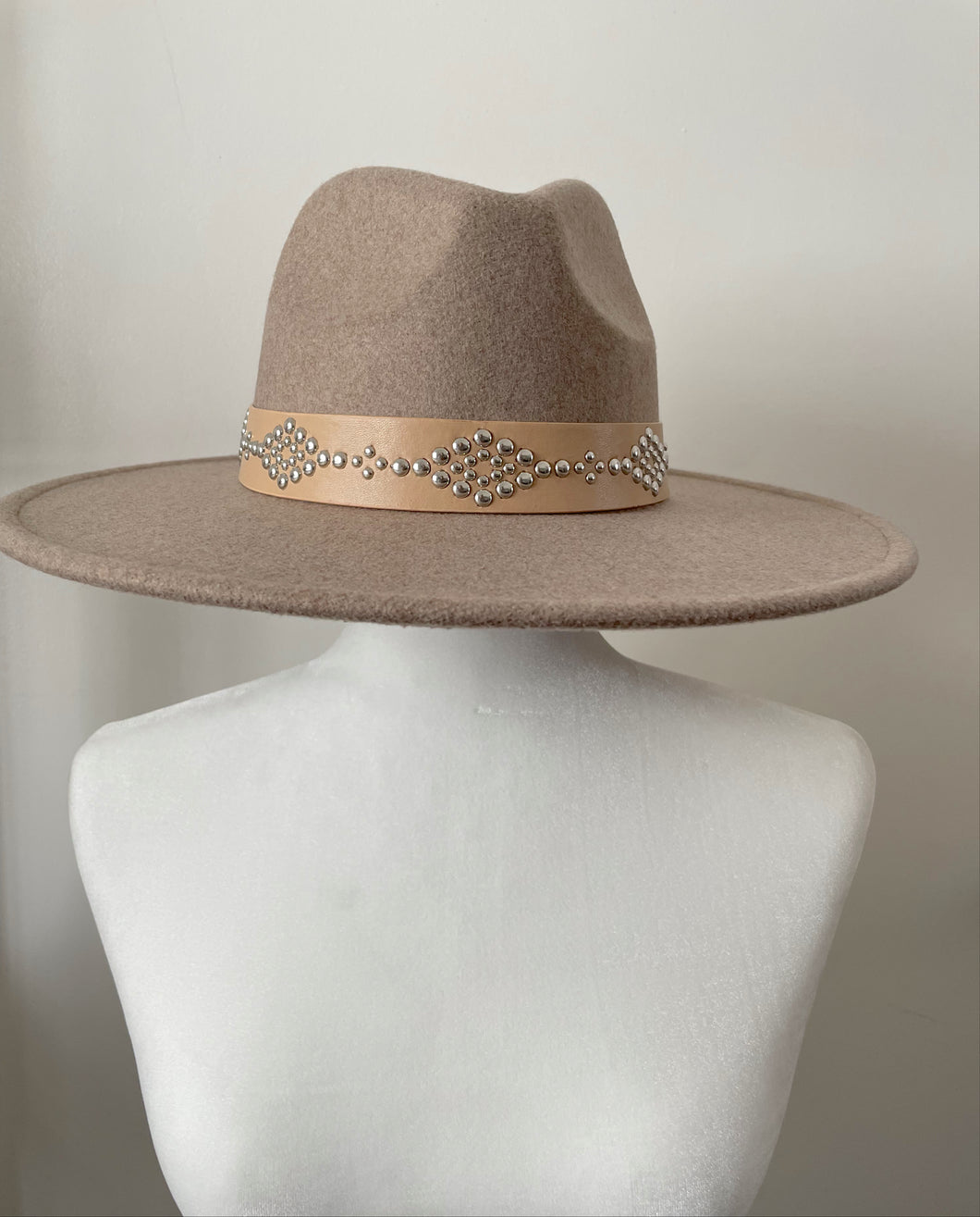 Del Rancho Studded Strap Hat