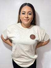 Cargar imagen en el visor de la galería, Boho Sueña T-shirt
